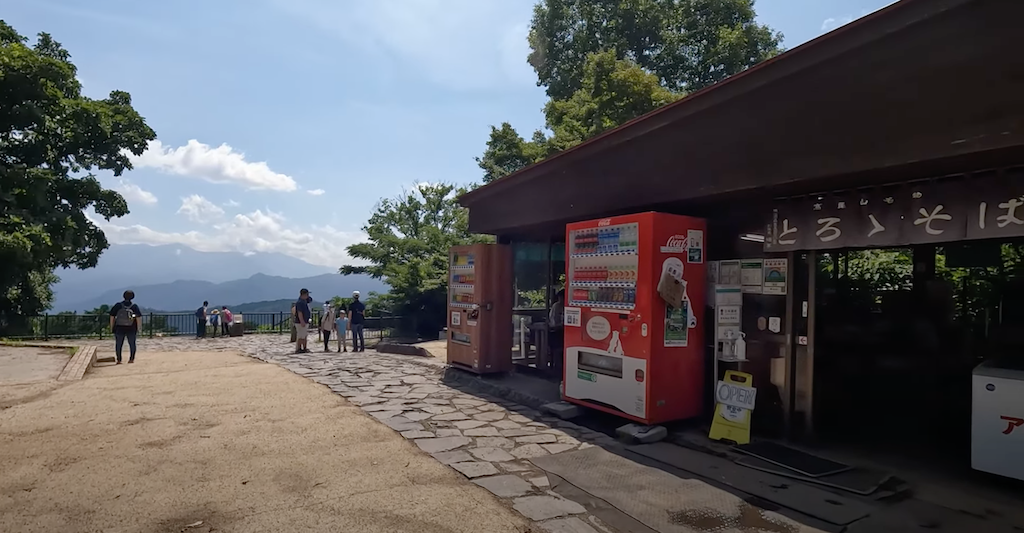 高尾山でLINEMOが麓の駅から山頂までLINEMOが電波が入ってつながるのか確認してきた takaosan-tyousa1